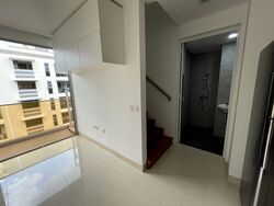 Centra Residence (D14), Apartment #398949051